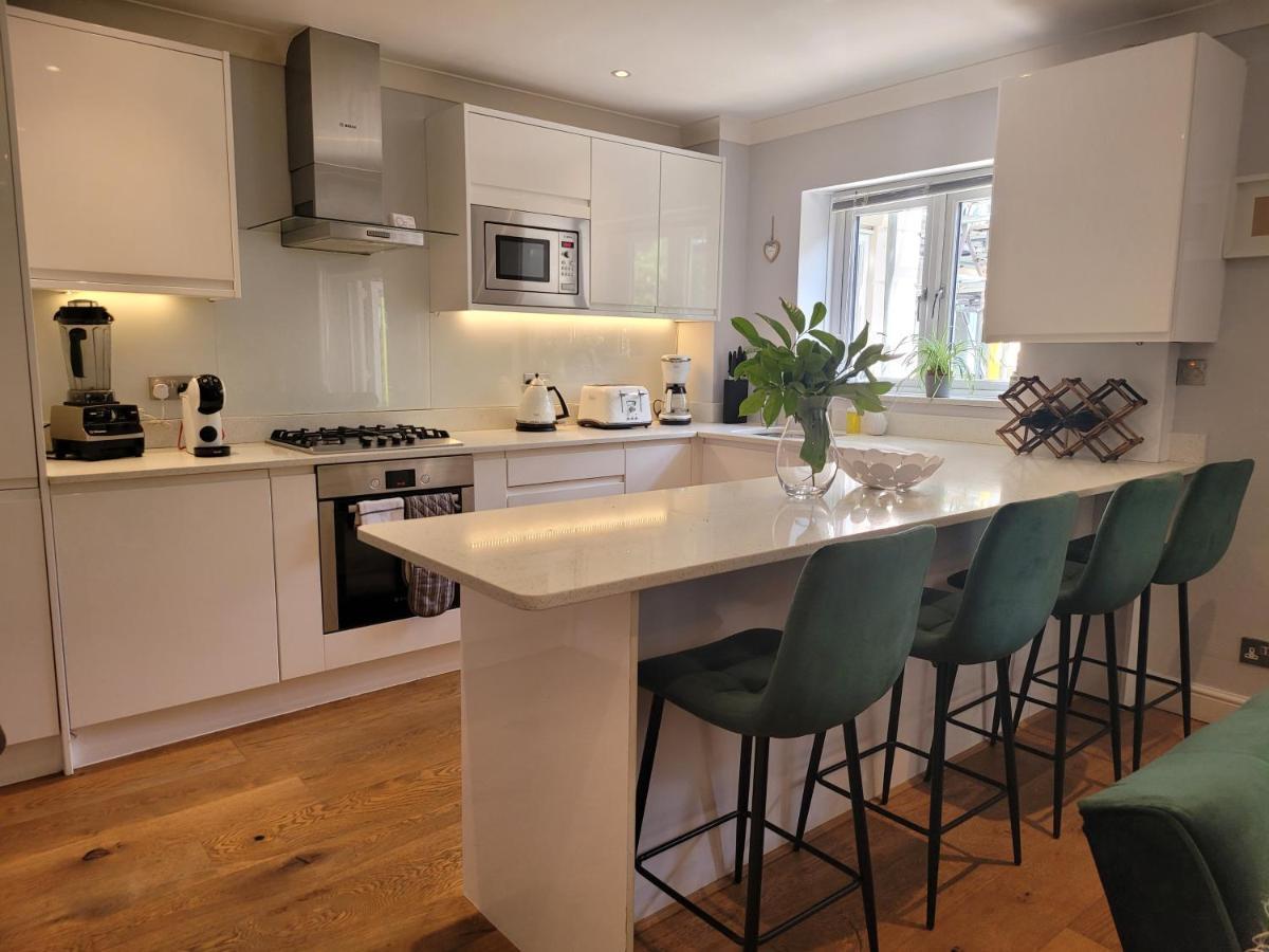 Three Bedroom Apartment By Beautiful Park London Ngoại thất bức ảnh