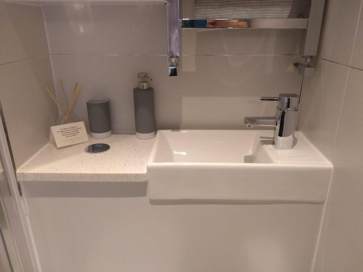 Three Bedroom Apartment By Beautiful Park London Ngoại thất bức ảnh