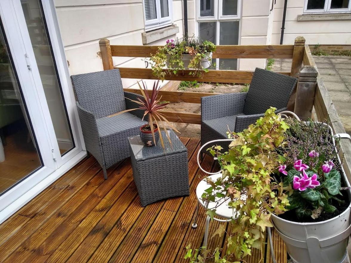 Three Bedroom Apartment By Beautiful Park London Ngoại thất bức ảnh