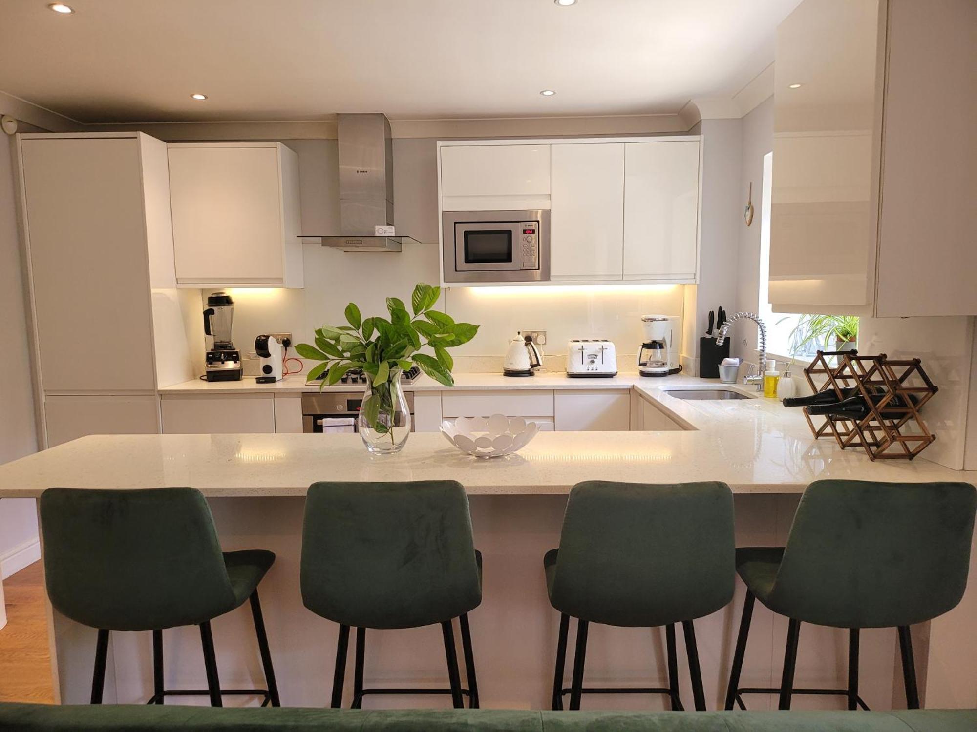 Three Bedroom Apartment By Beautiful Park London Ngoại thất bức ảnh